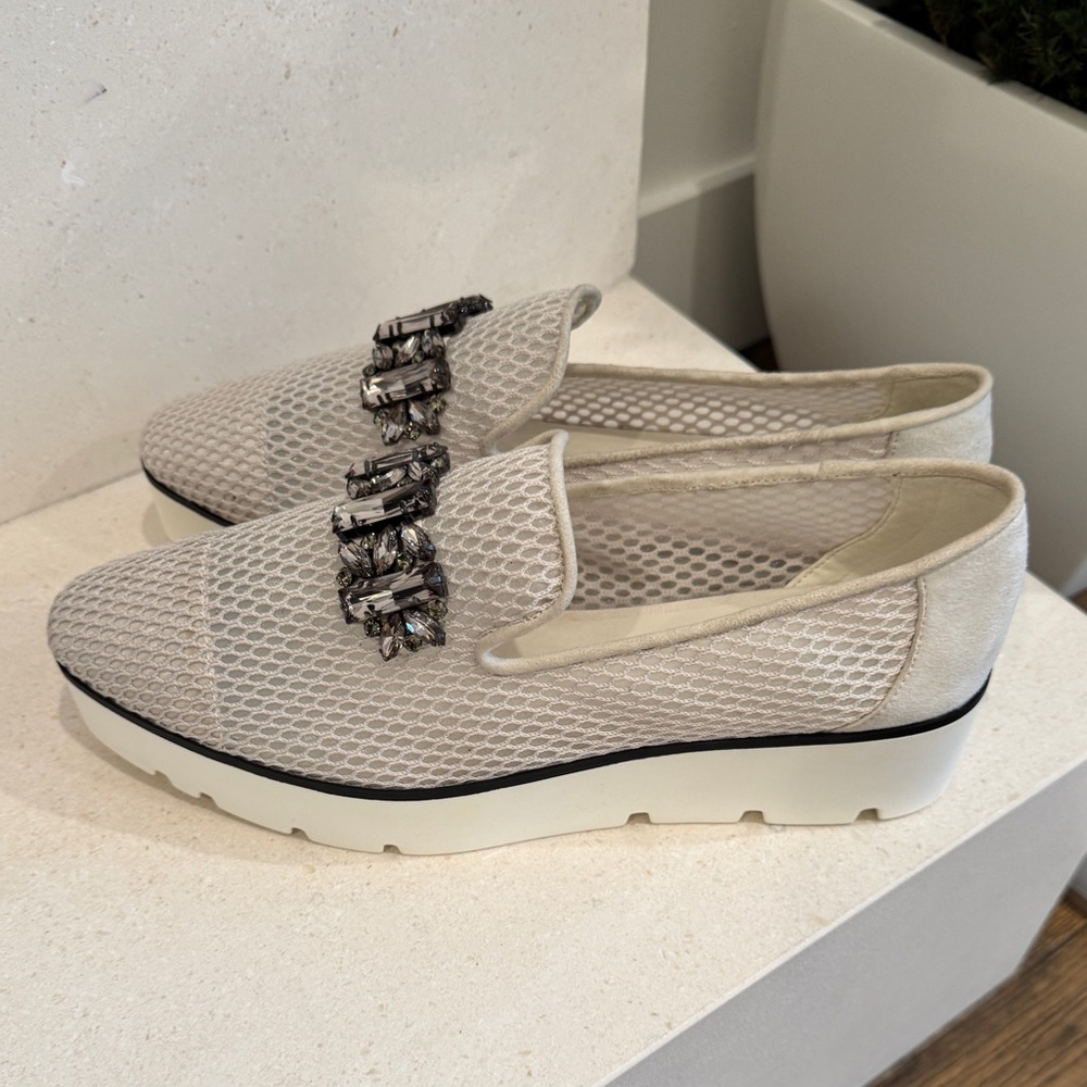 Karl Lagerfeld Cream Mesh Platform Loafer with Jewel Accents - Size 11 - Picture 6 of 11